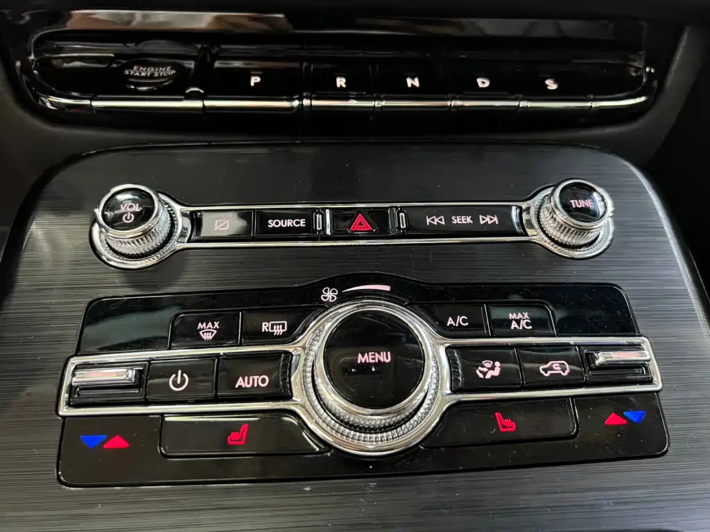 Lincoln Nautilus 2021 2.0T Premium