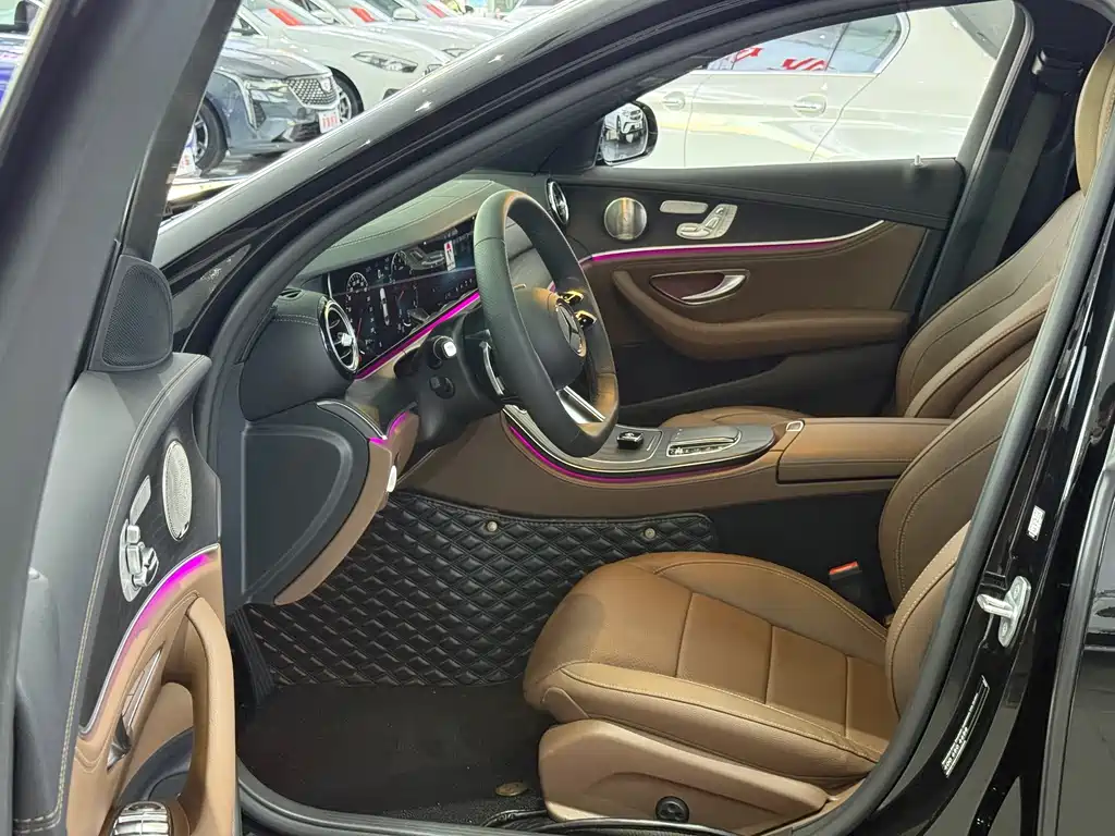 MERCEDES-BENZ E CLASS