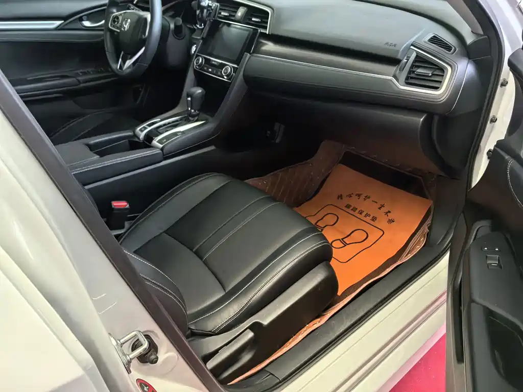 Honda Civic — миниатюра 9