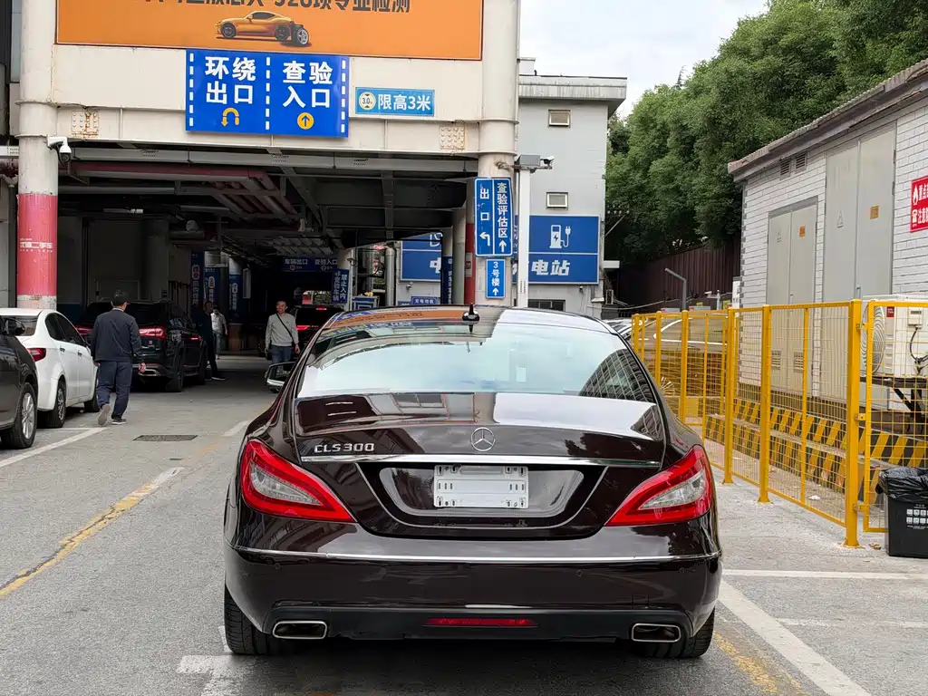 Mercedes-Benz CLS — миниатюра 4