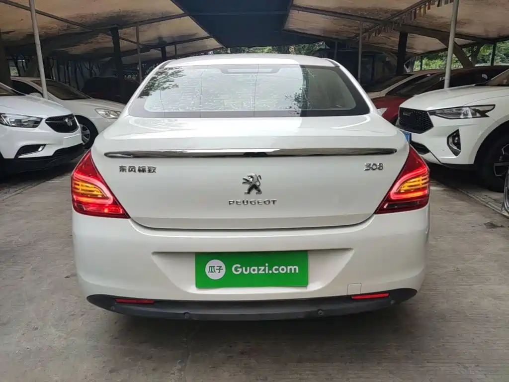 Peugeot 308 — миниатюра 6