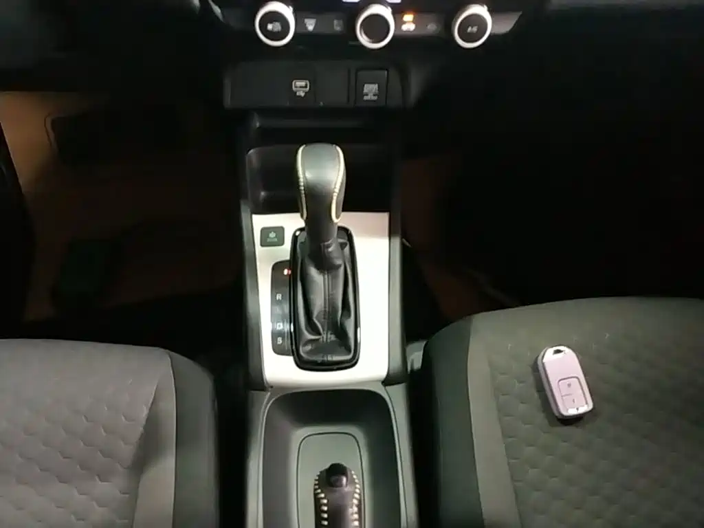 Honda Fit — миниатюра 14