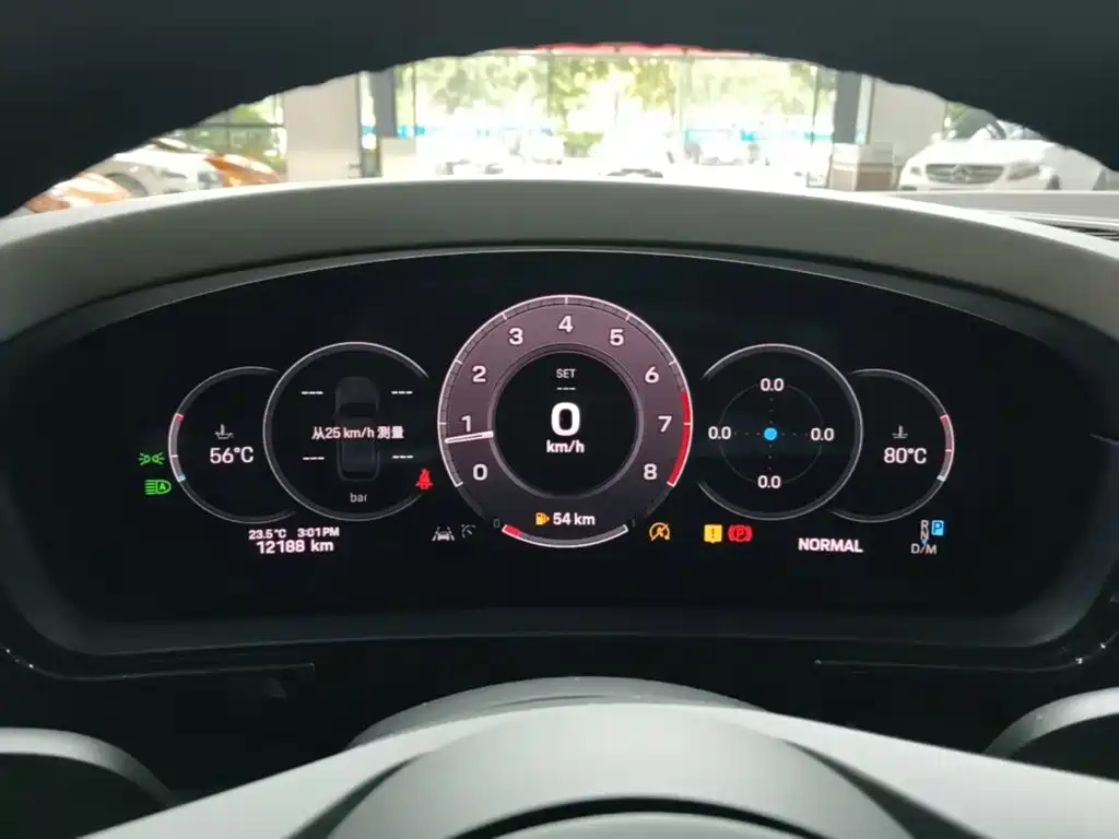 Porsche Cayenne — миниатюра 12