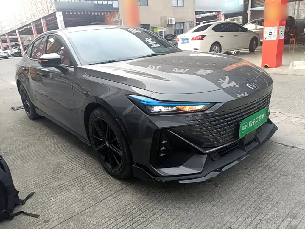 Changan UNI-V — миниатюра 4