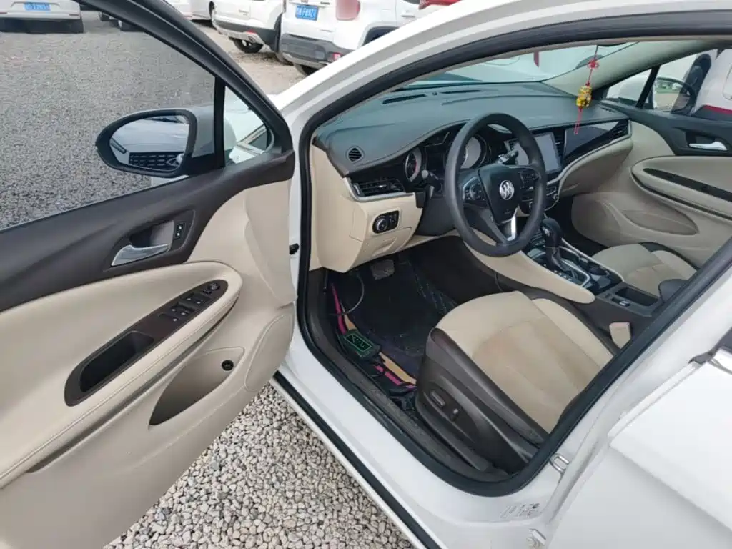 Buick Verano — миниатюра 16