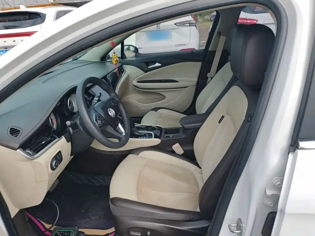 Buick Verano — миниатюра 15