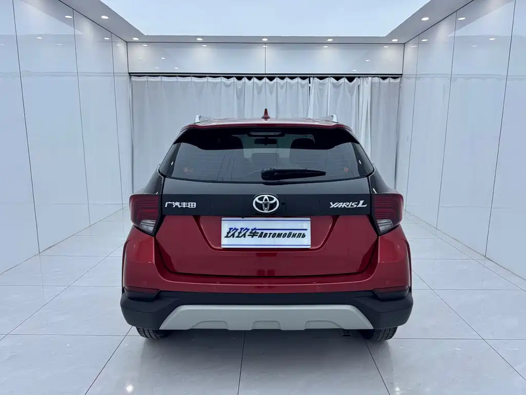 Toyota Yaris L — миниатюра 5