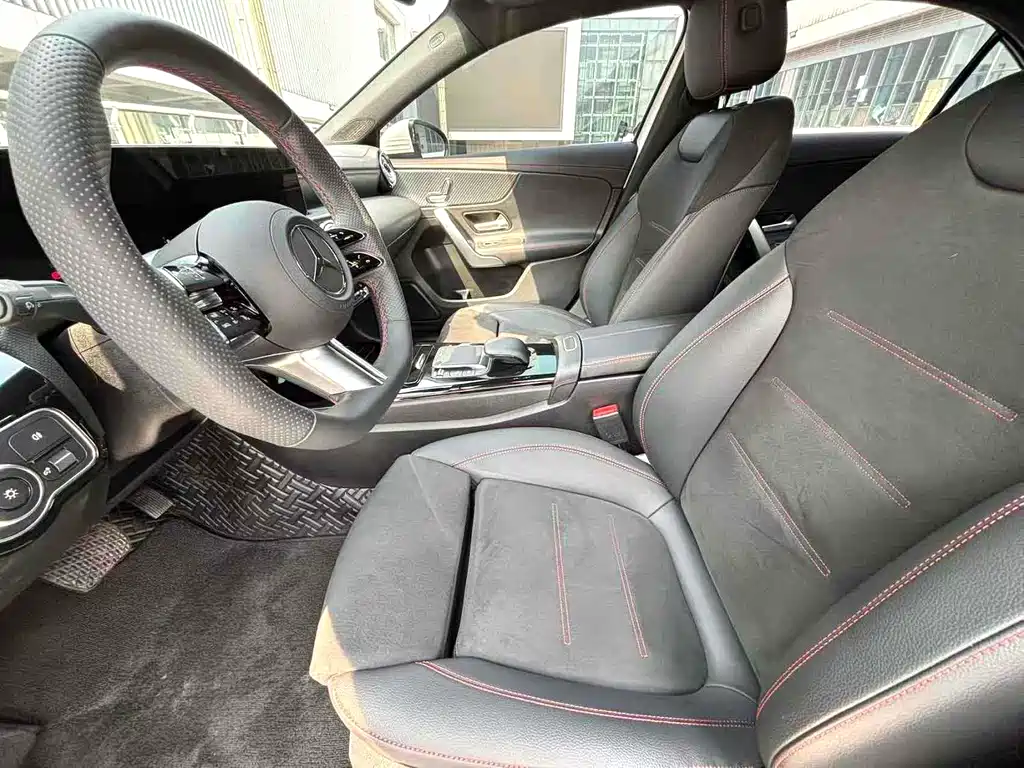 Mercedes-Benz A-Class — миниатюра 5