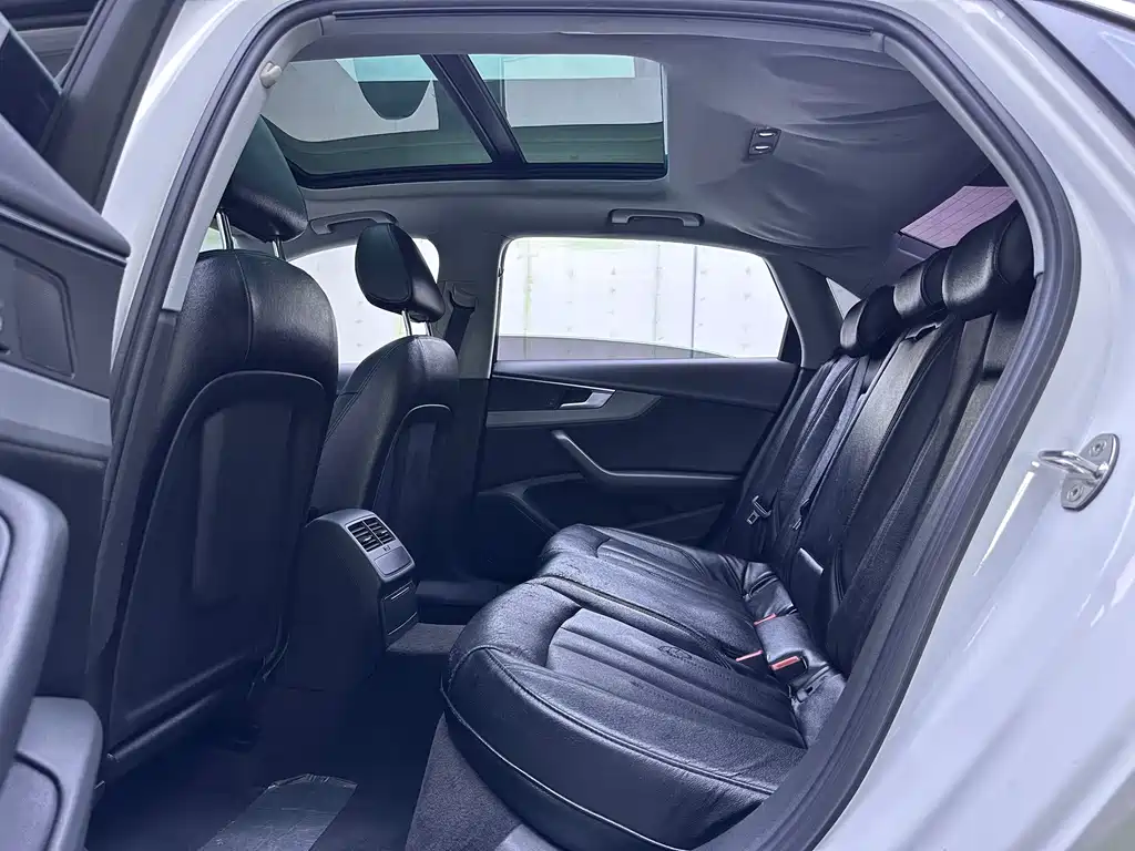 Audi A4L — миниатюра 9