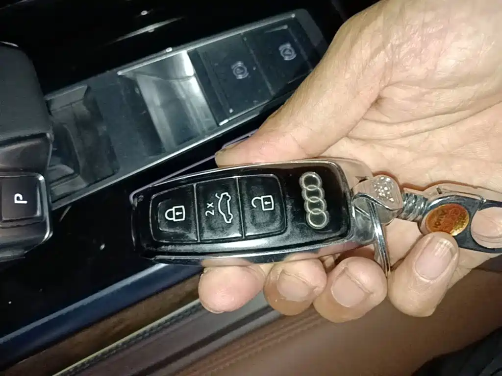 Audi Q7 — миниатюра 9