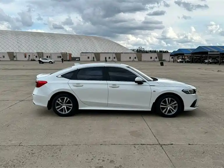 Honda Civic 2022 180TURBO CVT