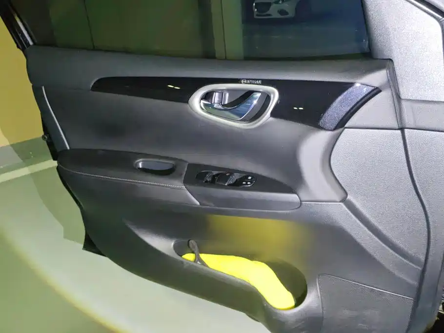 Nissan Sylphy — миниатюра 7