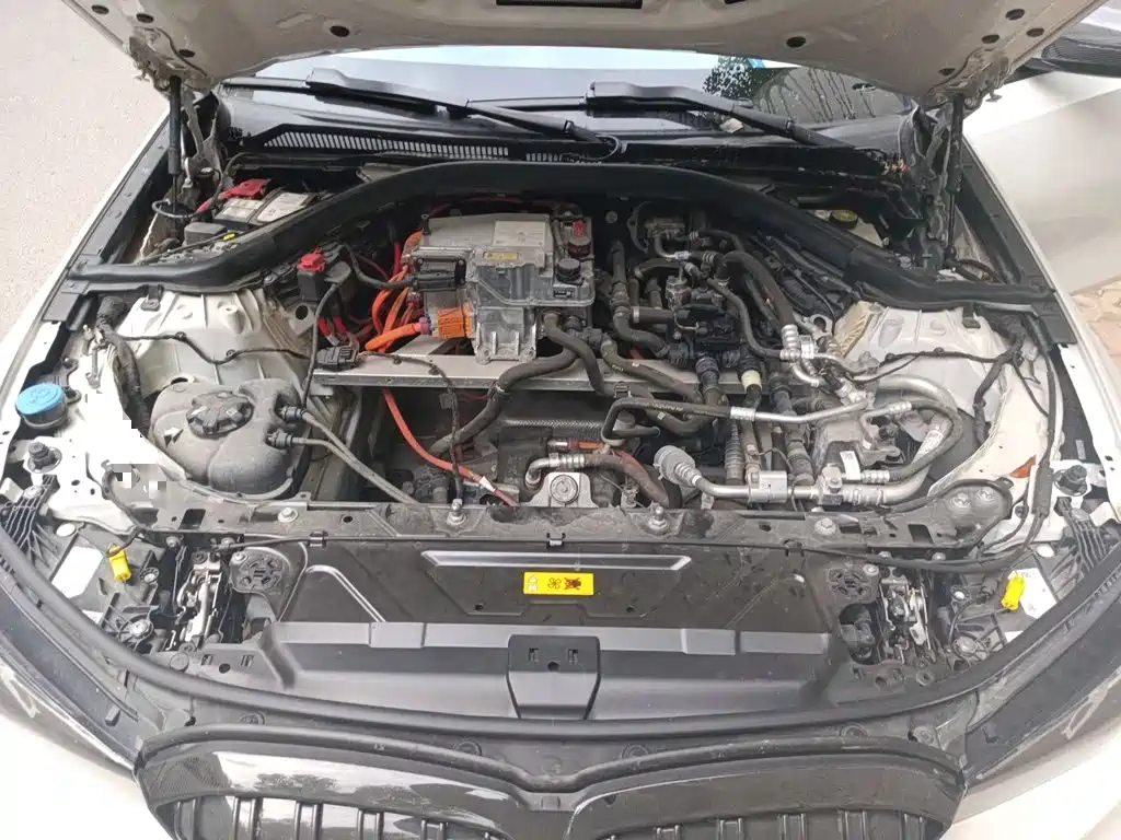 BMW i3 — миниатюра 11