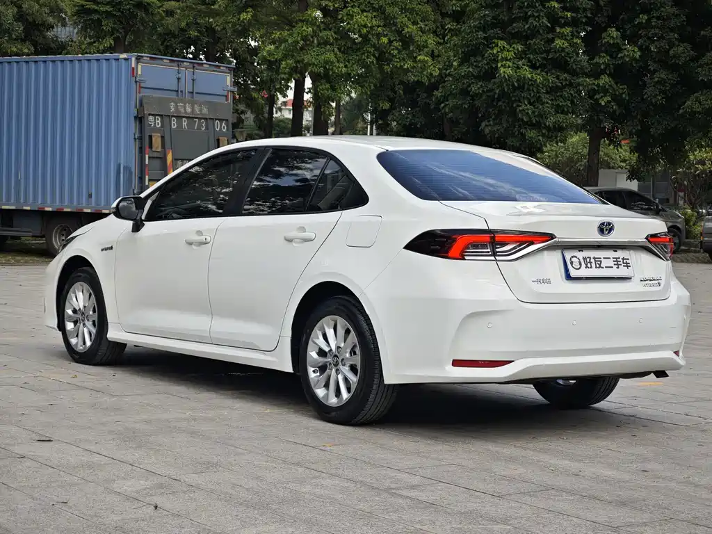 Toyota Corolla — миниатюра 7