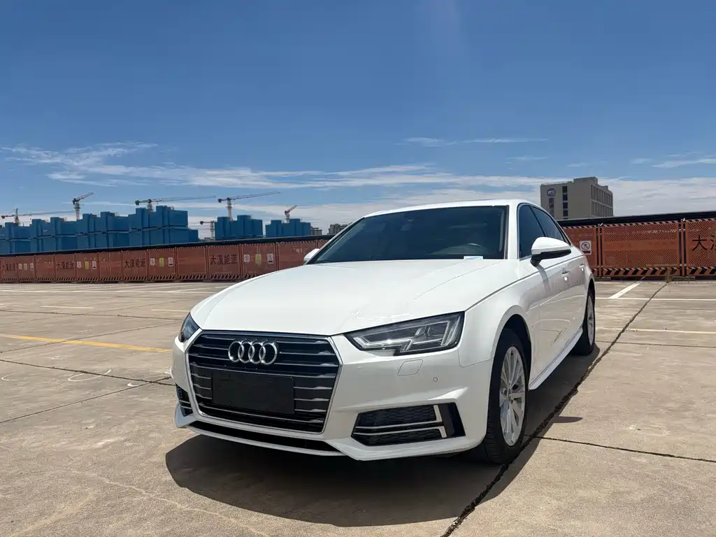 Audi A4L 2019