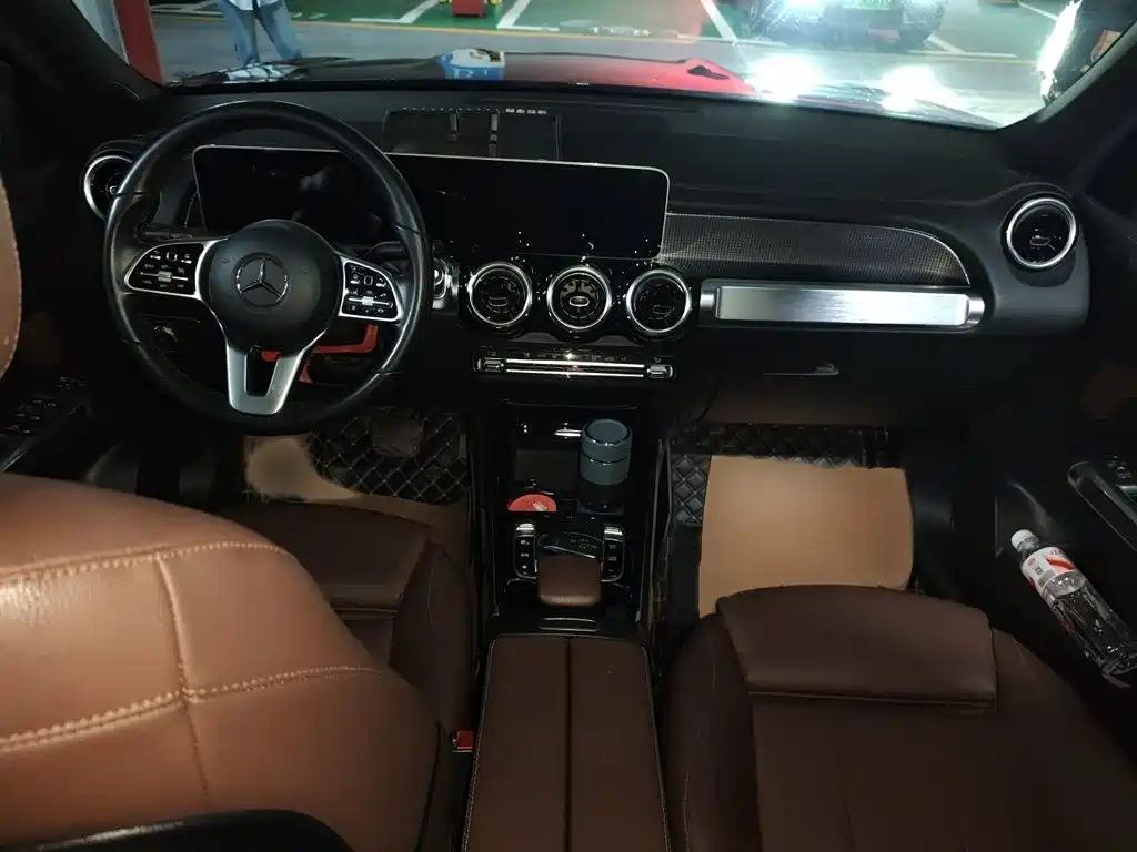 Mercedes-Benz GLB — миниатюра 13