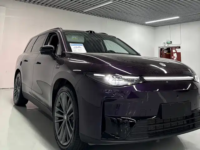 2025 Leapmotor C16