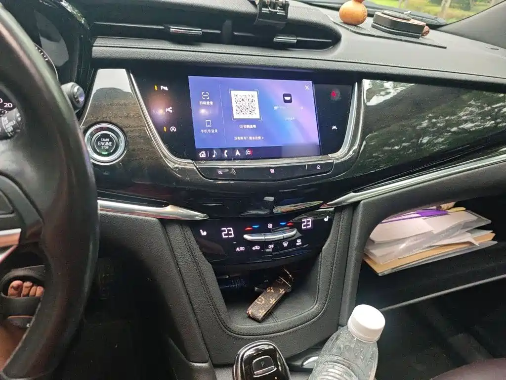 Cadillac XT6 — миниатюра 6