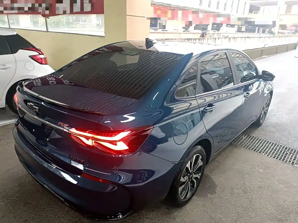 Chevrolet Monza — миниатюра 7