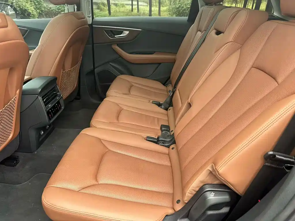 Audi Q7 — миниатюра 17