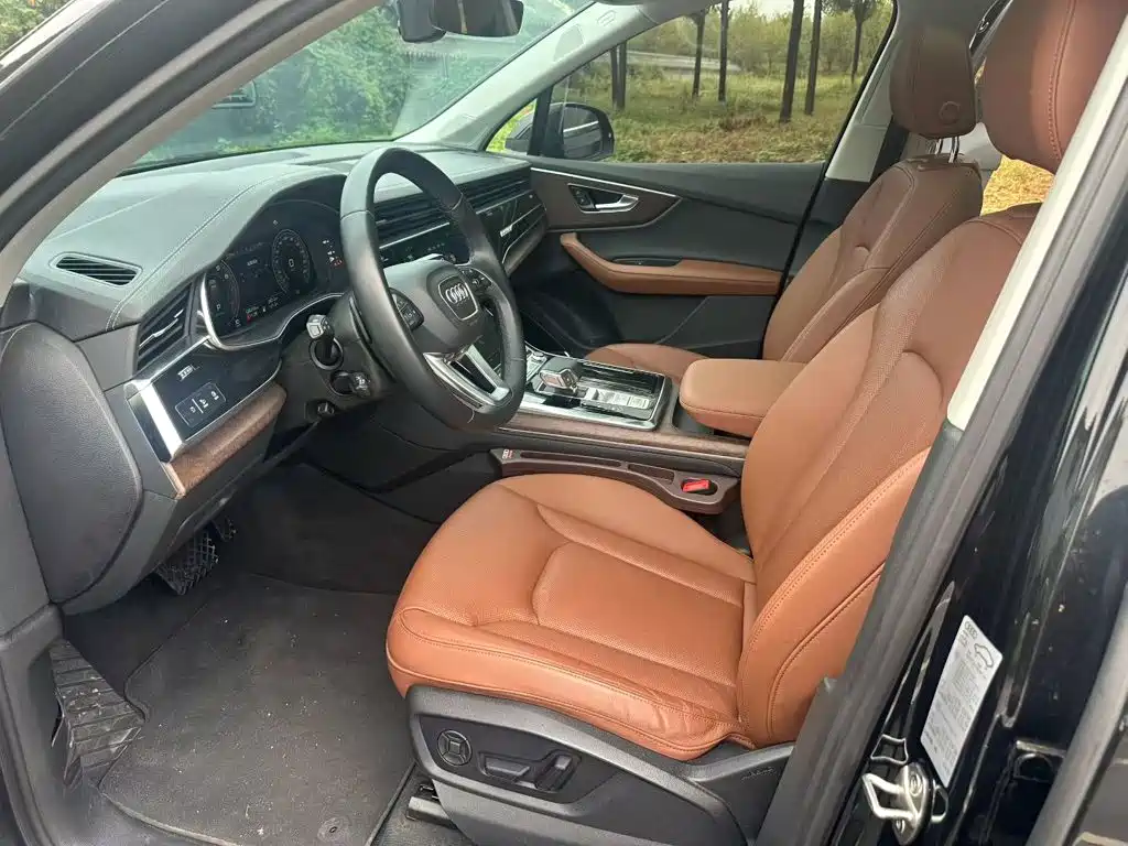 Audi Q7 — миниатюра 15