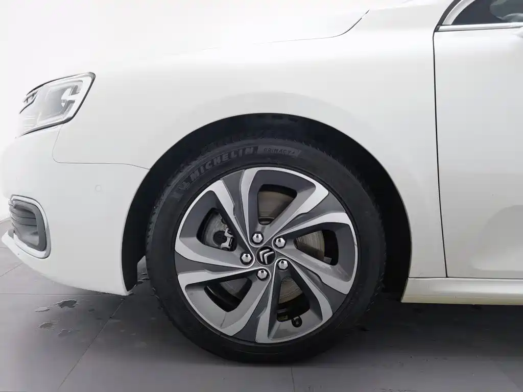 Citroen C6 — миниатюра 17