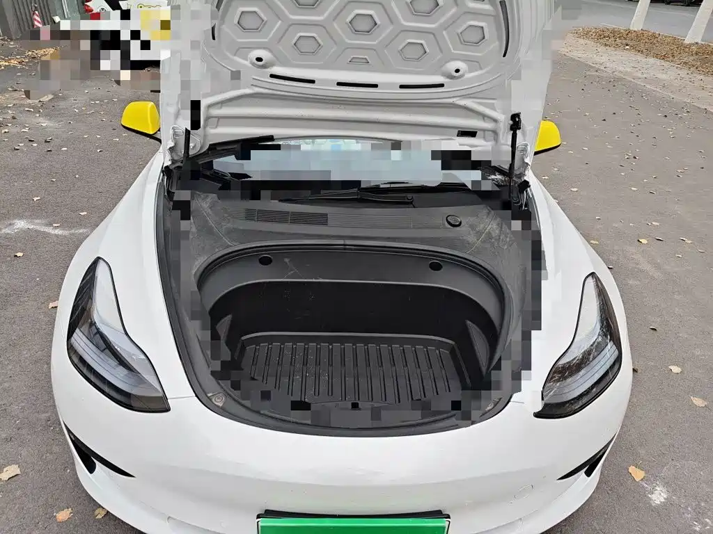 Tesla Model 3 — миниатюра 21