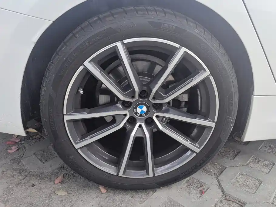BMW 3 Series — миниатюра 6