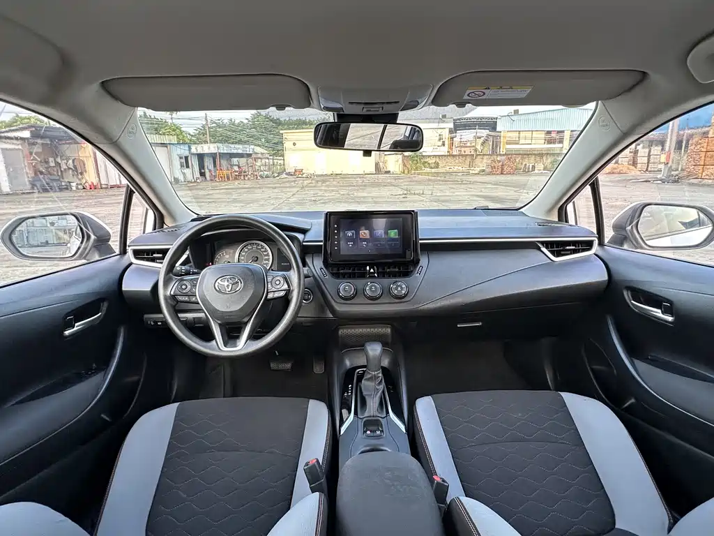 Toyota Corolla — миниатюра 14