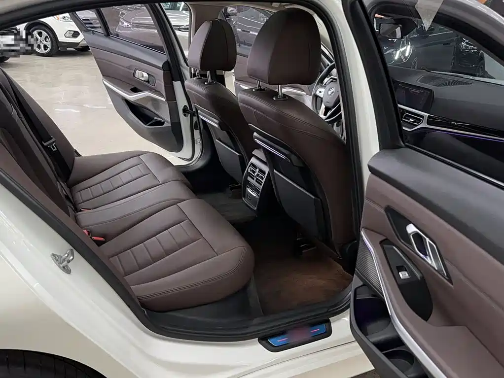 BMW 3 Series — миниатюра 5