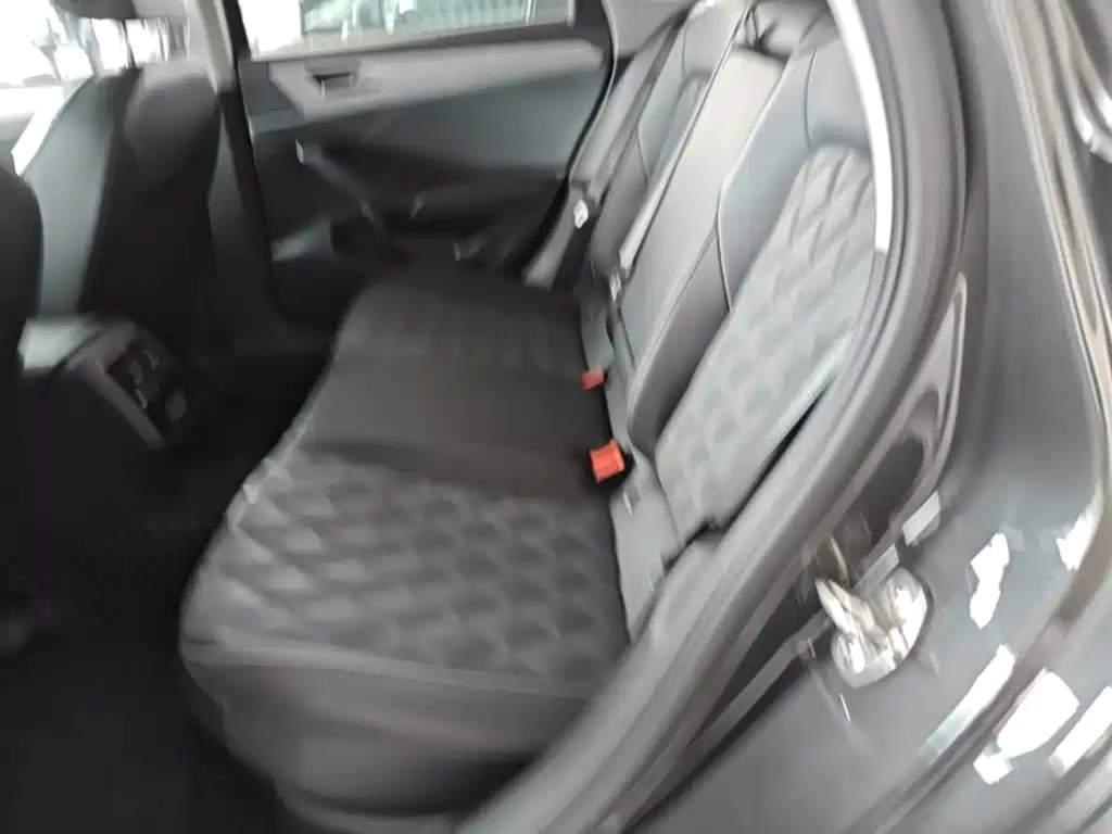 Volkswagen Sagitar — миниатюра 17