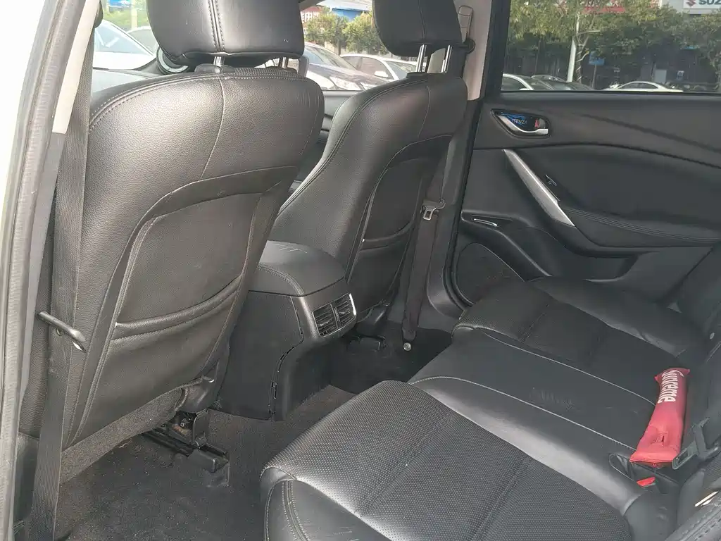 Mazda Atenza — миниатюра 8