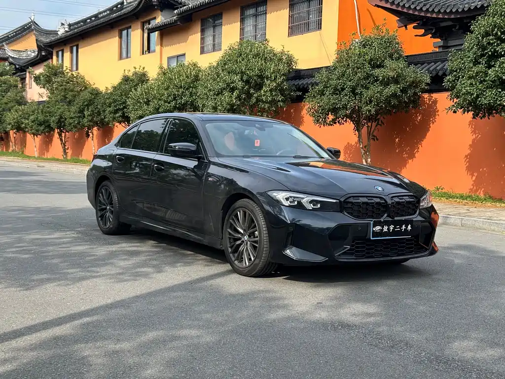 BMW 3 Series — миниатюра 3