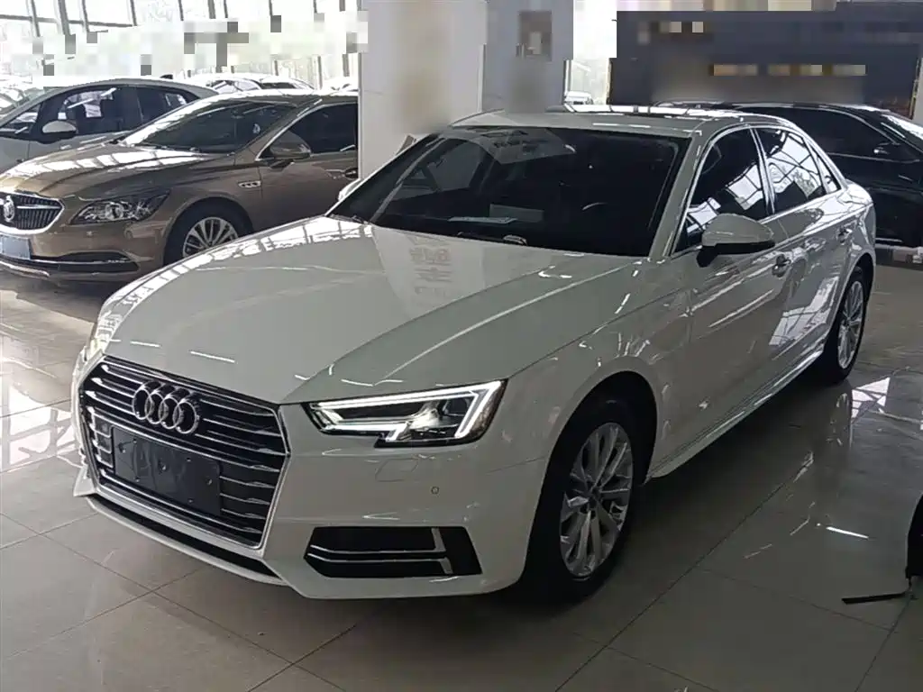 Audi A4L 2019