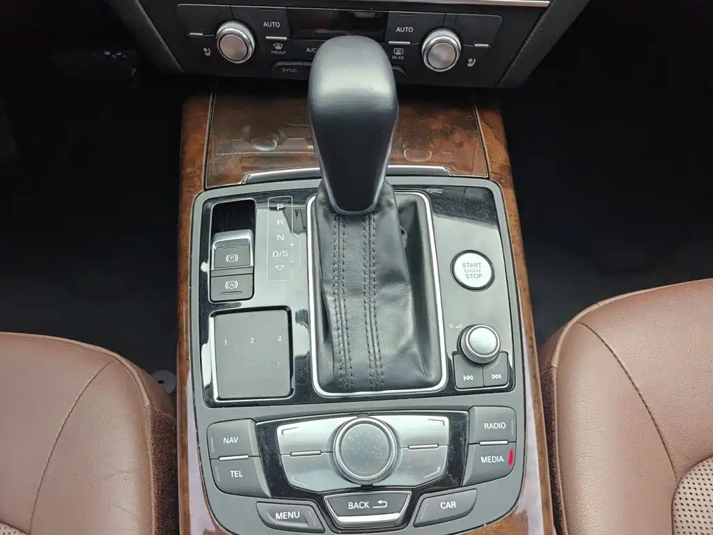 Audi A6L — миниатюра 9