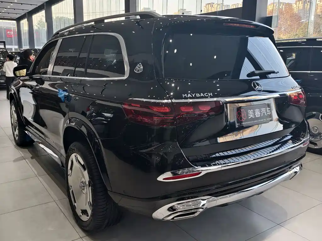 MERCEDES-BENZ GLS
