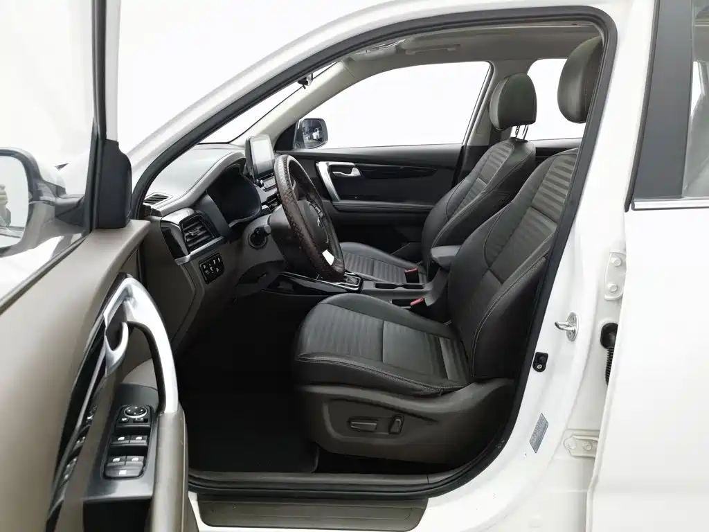 Kia Sportage — миниатюра 10