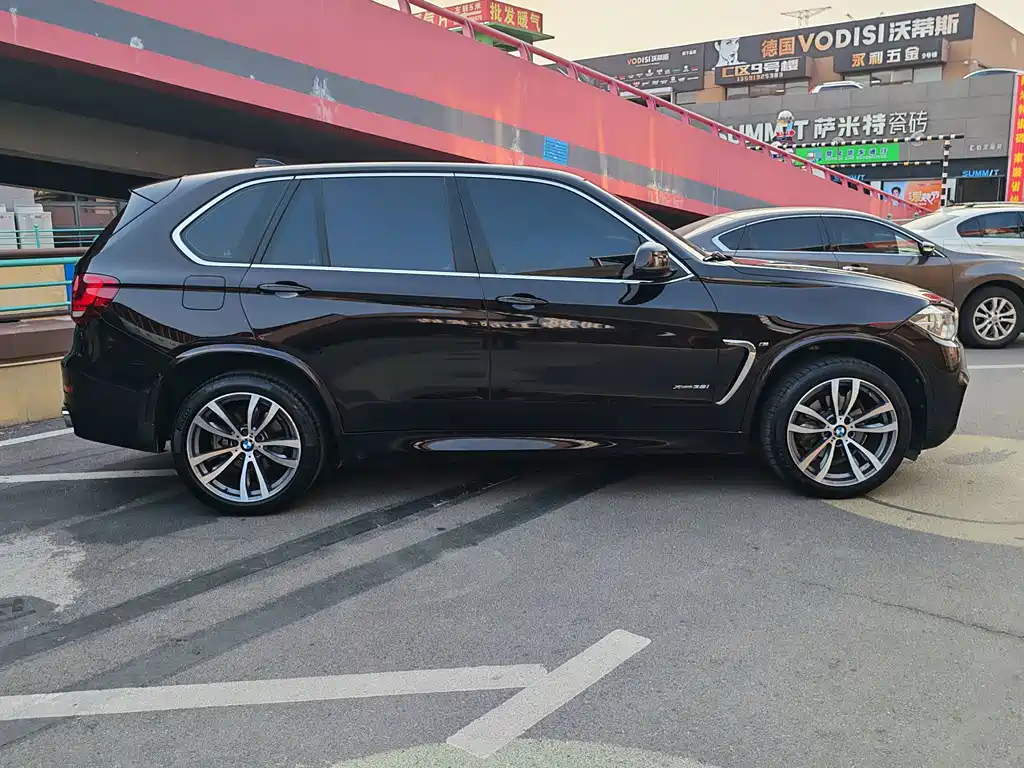 BMW X5 (Import) — миниатюра 4