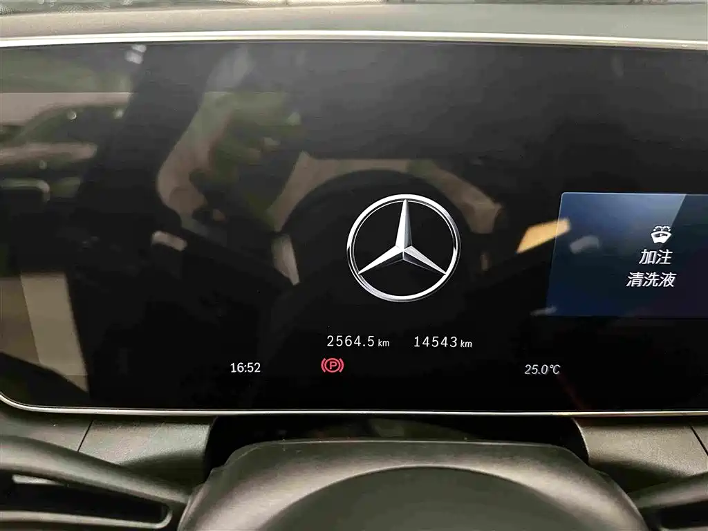 Mercedes-Benz GLC — миниатюра 9