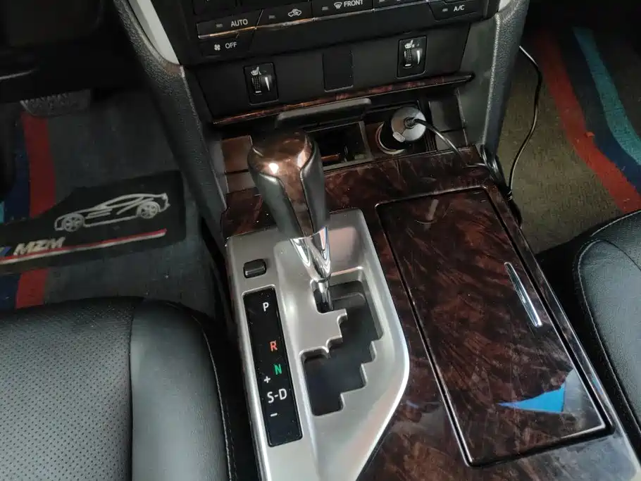 Toyota Camry — миниатюра 15