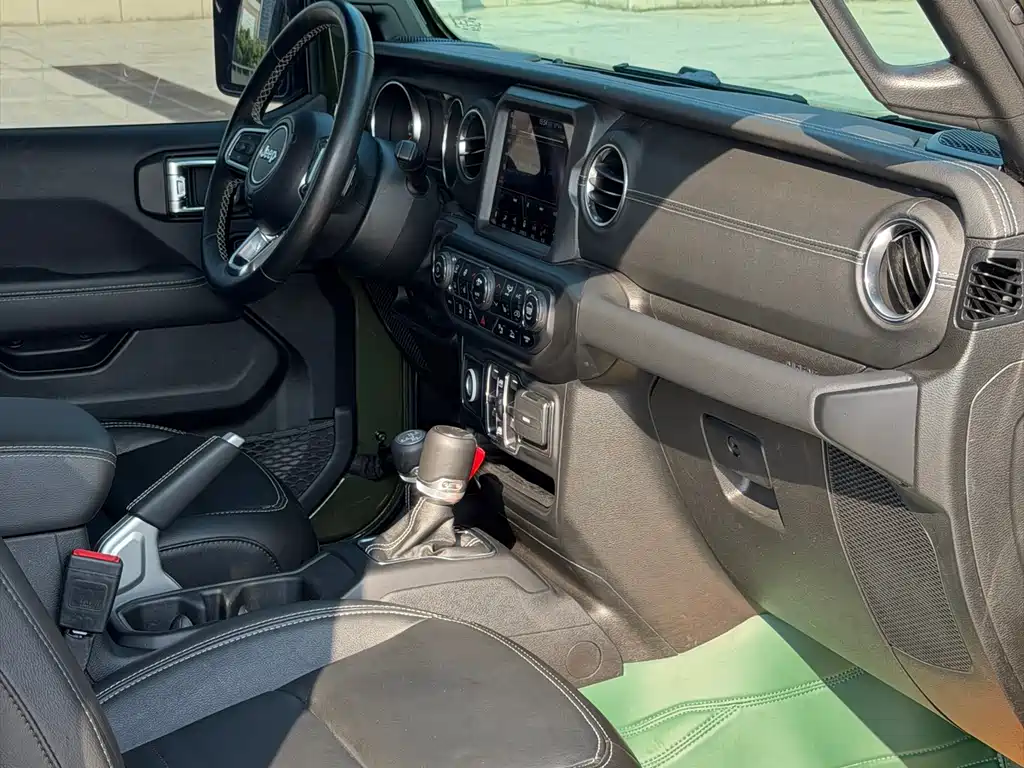Jeep Gladiator — фотографии объявления, Фото 13