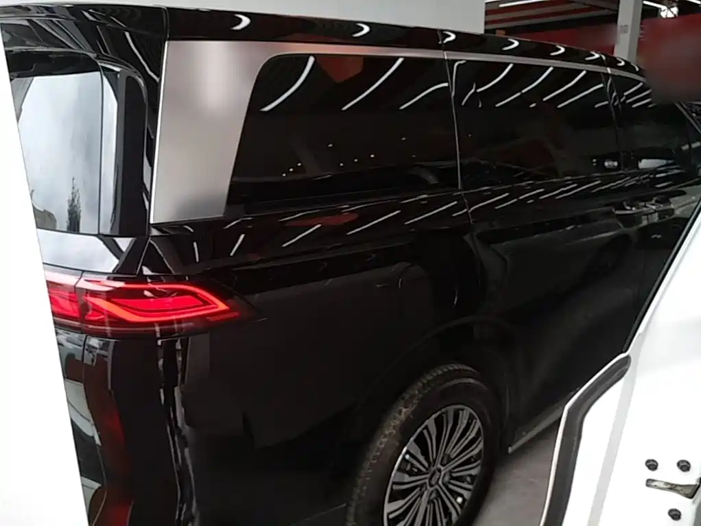 BYD Xia — миниатюра 7