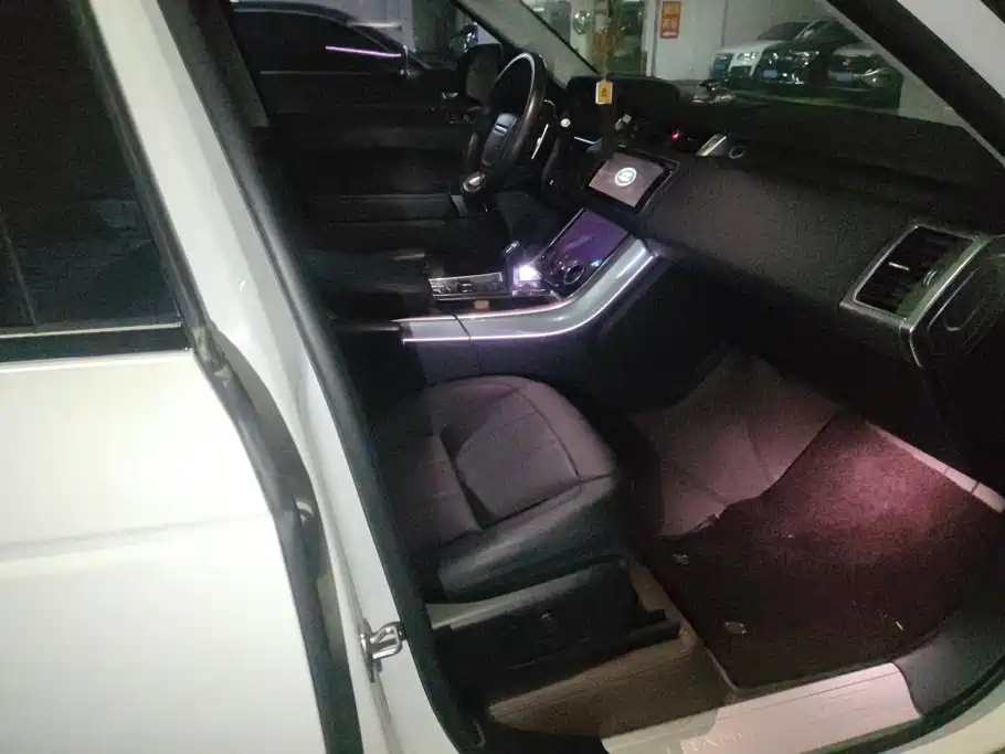 Land Rover Sport — миниатюра 8