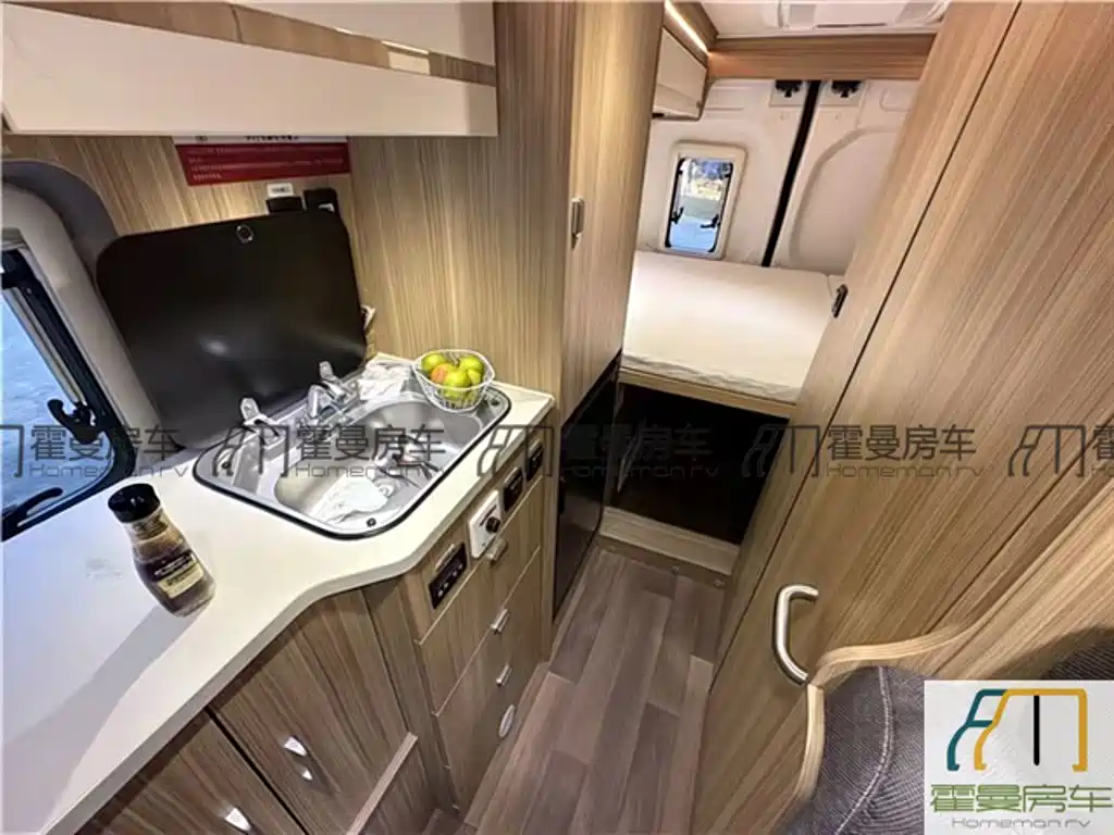 MAXUS V90 RV — миниатюра 7