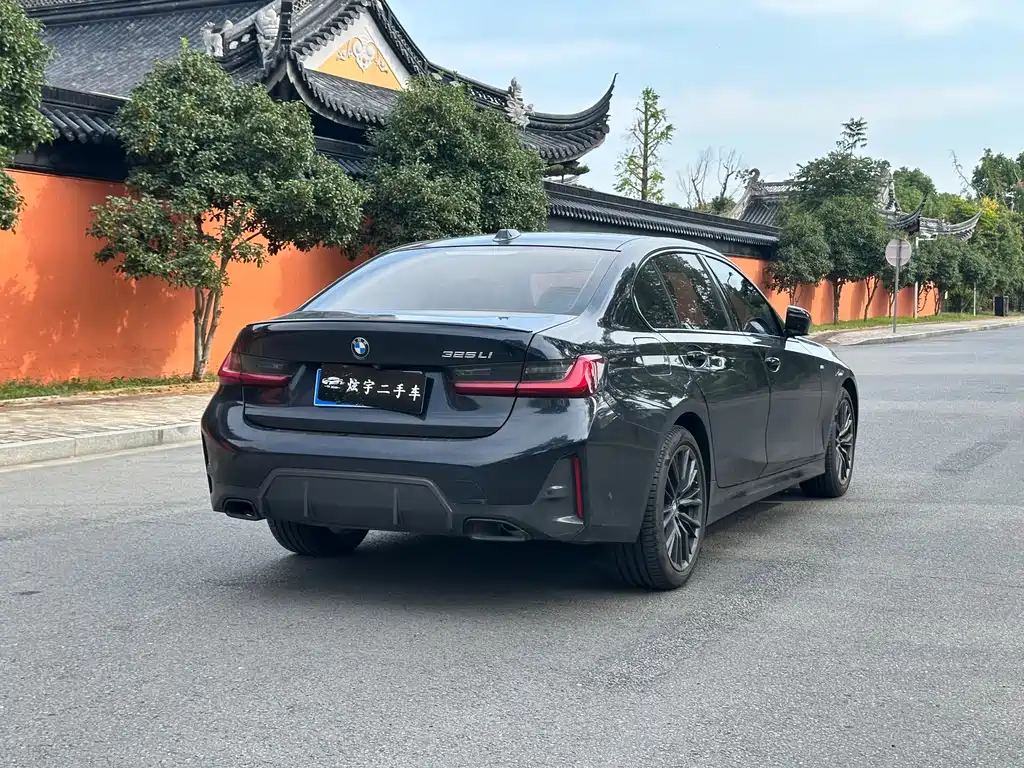 BMW 3 Series — миниатюра 17