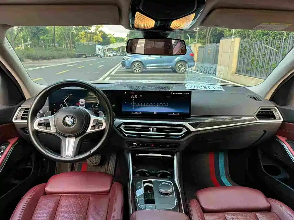 BMW 3 Series — миниатюра 7