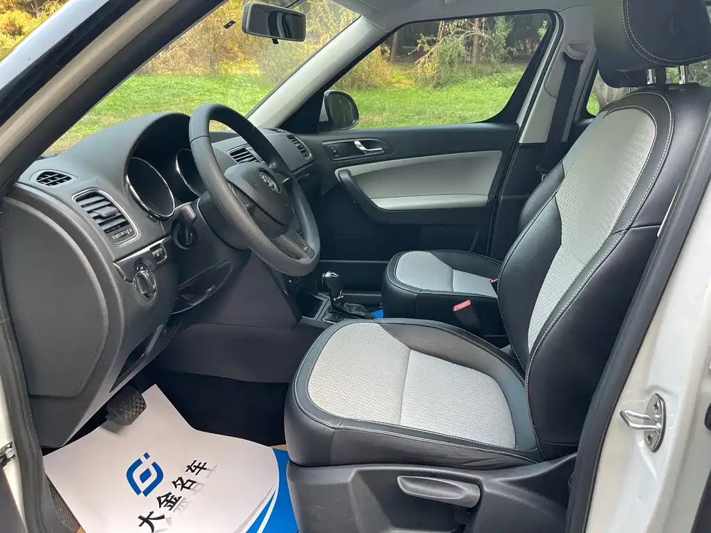 Skoda Yeti — миниатюра 5