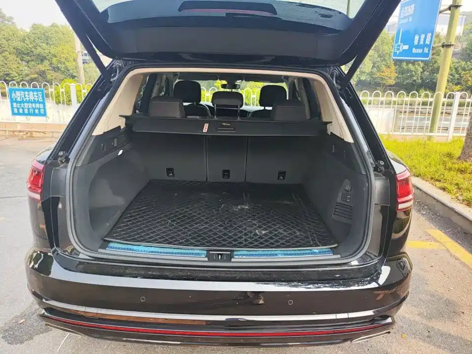 Volkswagen Touareg — миниатюра 5