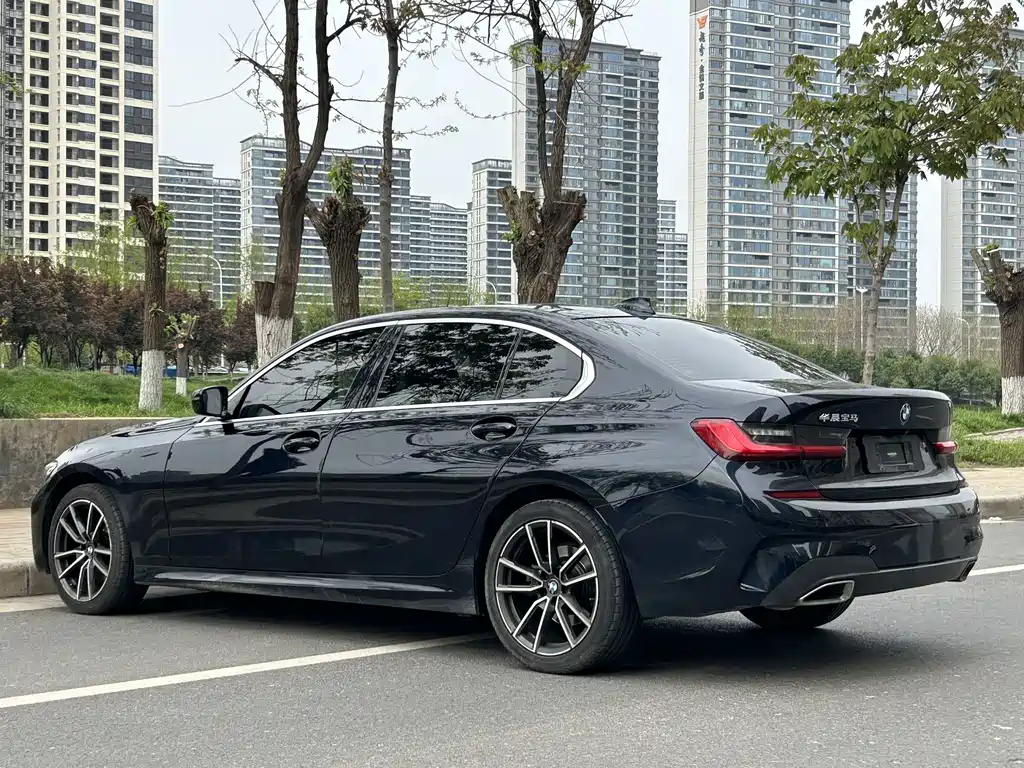 BMW 3 Series — миниатюра 7