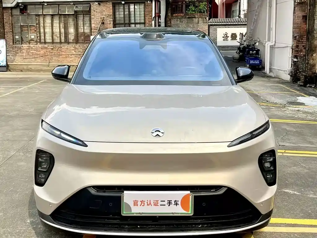 NIO ES8 — миниатюра 2